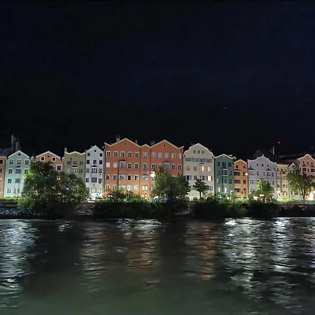 Stylish & Spacious With Patio *