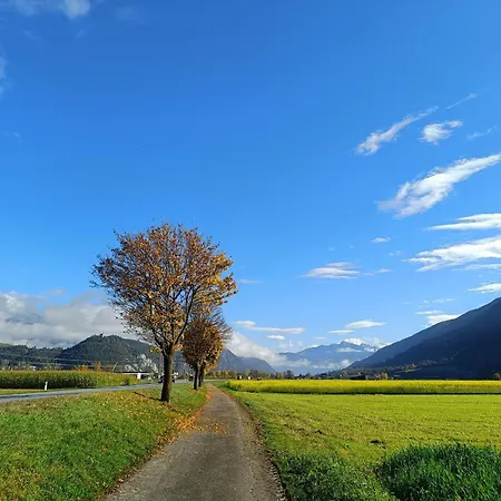 아파트 Stylish & Spacious With Patio *